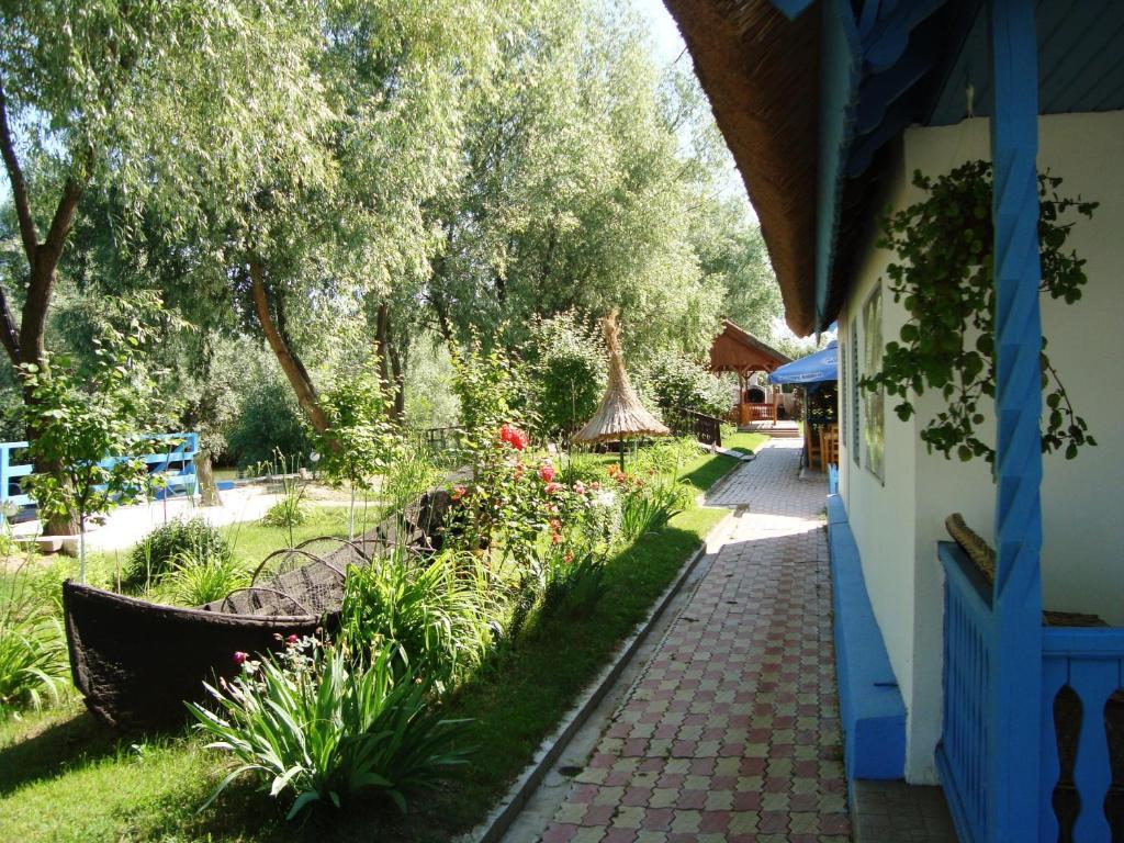 Casa Dintre Salcii Hotell Uzlina Eksteriør bilde